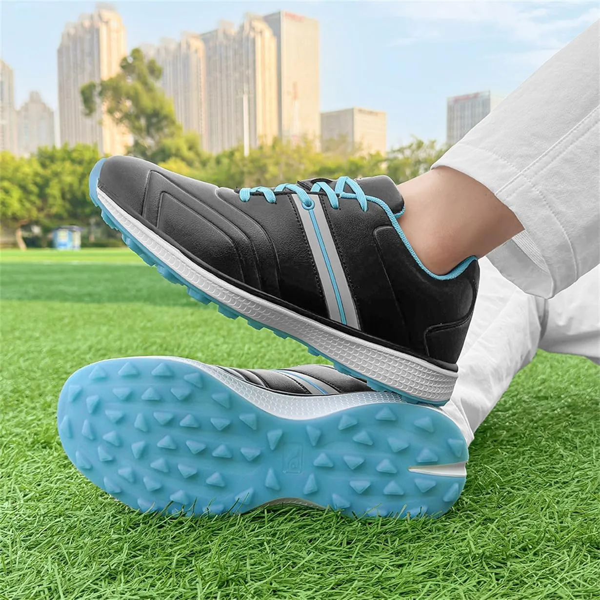 Waterproof Golf Shoes Female Spikeless Golf Sneakers Lightweight Anti Slip Walking Footwears