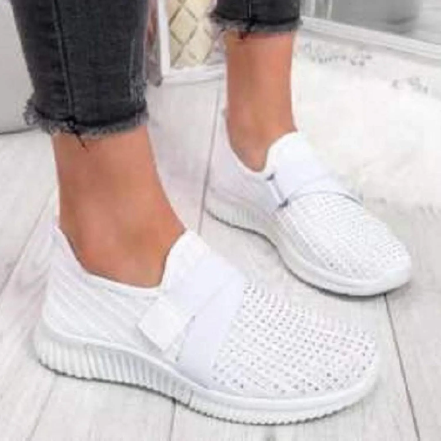 Women's Fashion Sneaker Non Slip Breathable Lightweight Comfortable Lace Up Shoes Running for Men Loafers Womens Shoes Womens Retro Sneakers