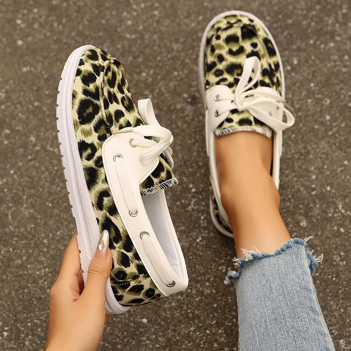 Women's Leopard Print Boat Shoes, Lace-up Canvas Deck Shoes, White Trim